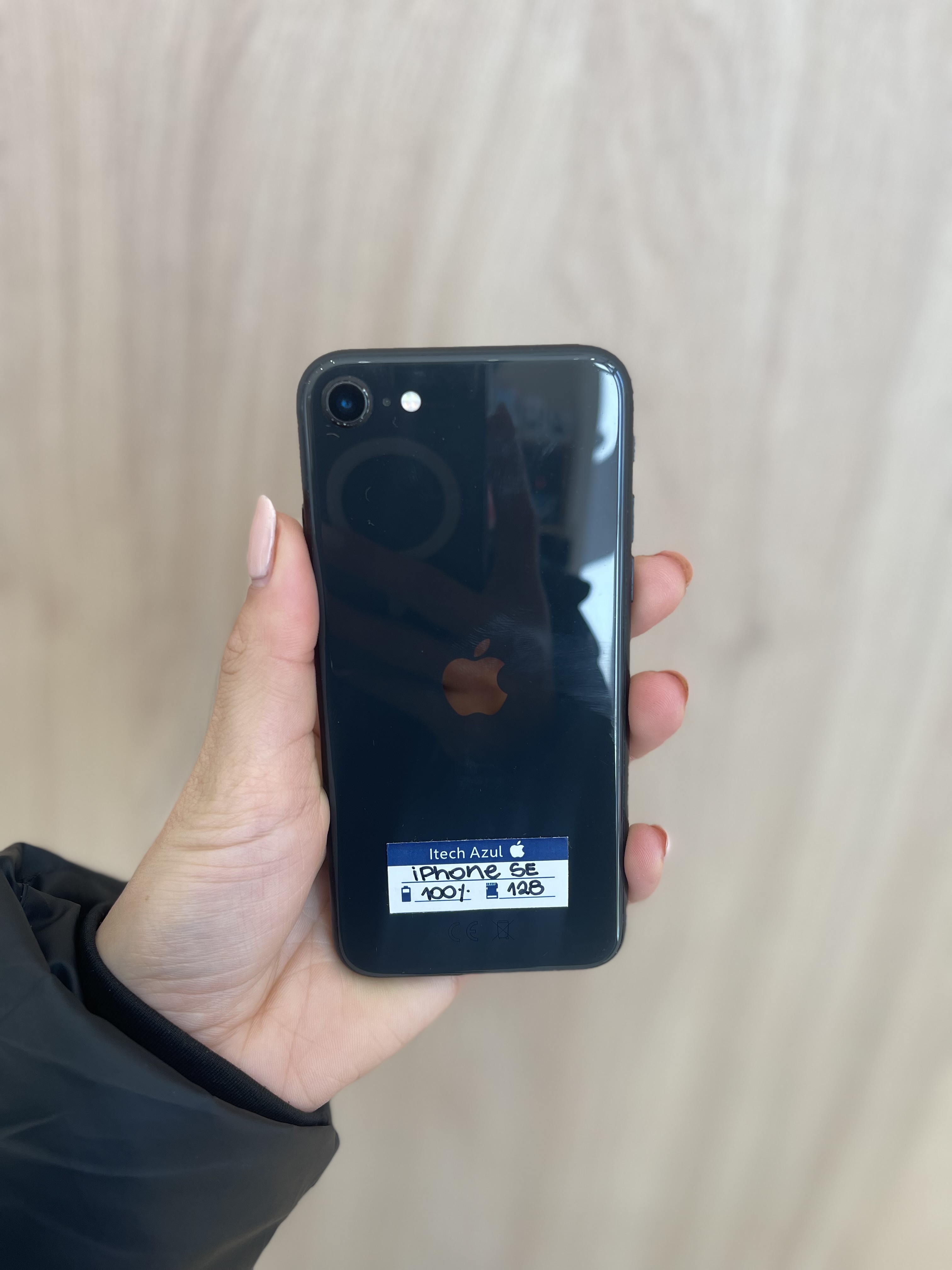 iPhone SE