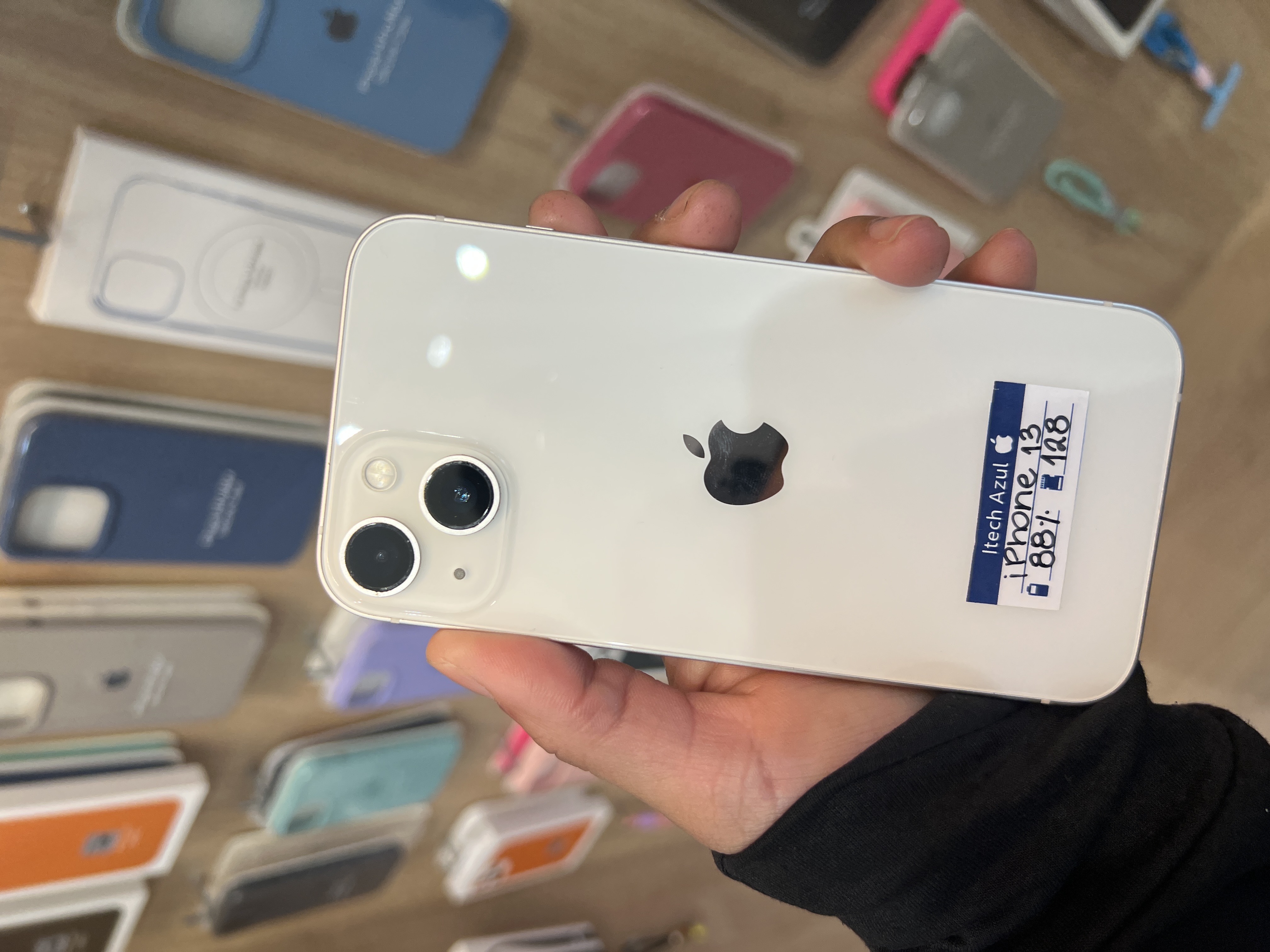 iPhone 13